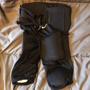 Youth Small Black Padded NIKE Football Pants